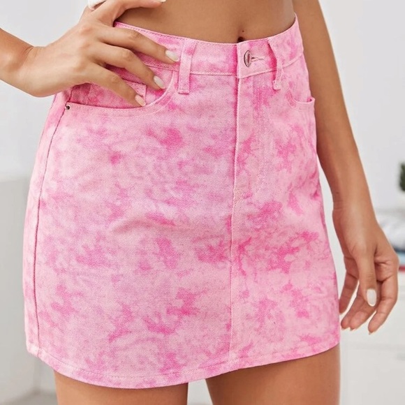 Pink tie dye skirt NWT - Picture 3 of 5